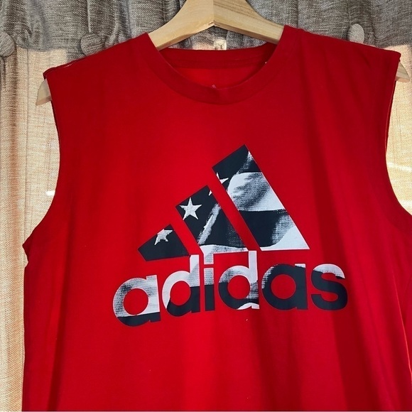 Adidas Red Americana Logo Tank with Contrast Stitching Size Small - Picture 4 of 11